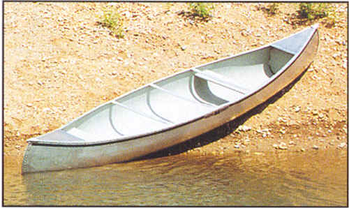 Michicraft B-17 Canoe