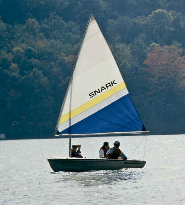 Snark Sunchaser Sailboat